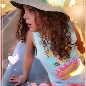 Meet your Posher, Mayra